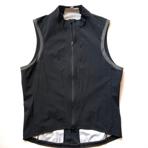 lululemon hydration vest